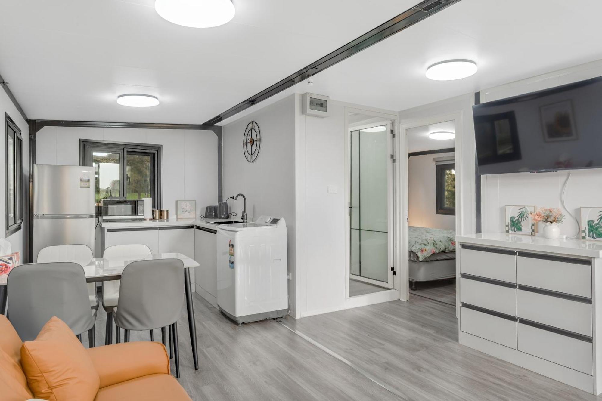 2 Bedrooms Cabin 5 Min To Pukekohe Town Centre Extérieur photo
